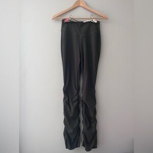 Halara Ruched Yoga Pant